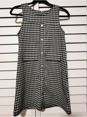Nicole Miller Girl’s Black and White Houndstooth Dress